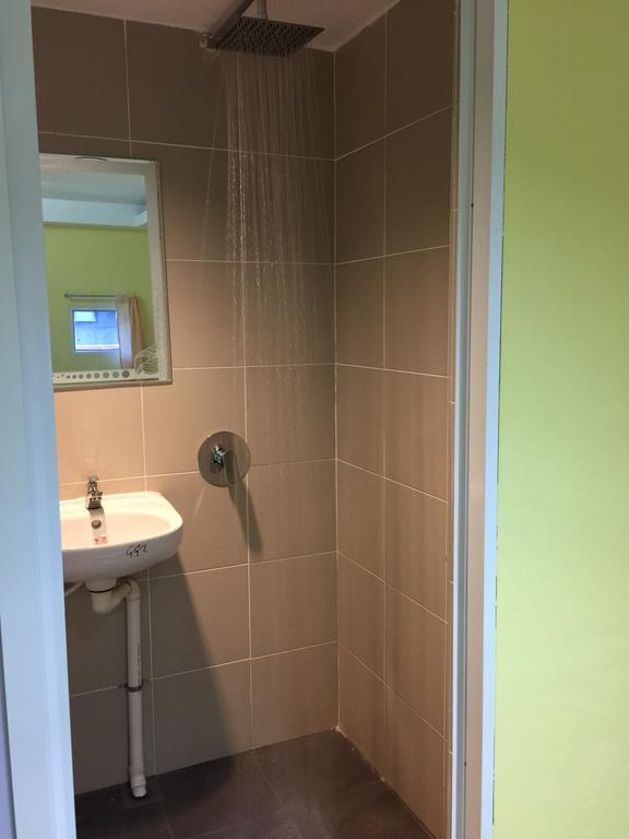 Miri Budget Inn Room photo